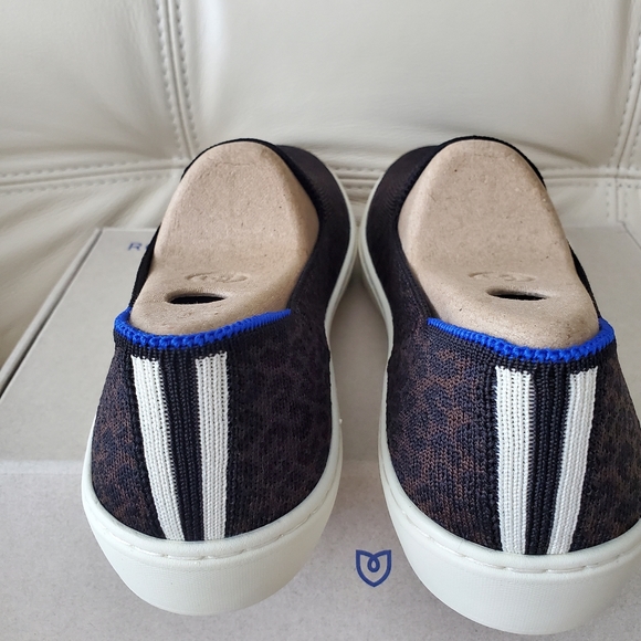 Women's ShoesThe Original Slip On Sneaker, Size 8, ESPRESSO SPOT - Picture 3 of 6